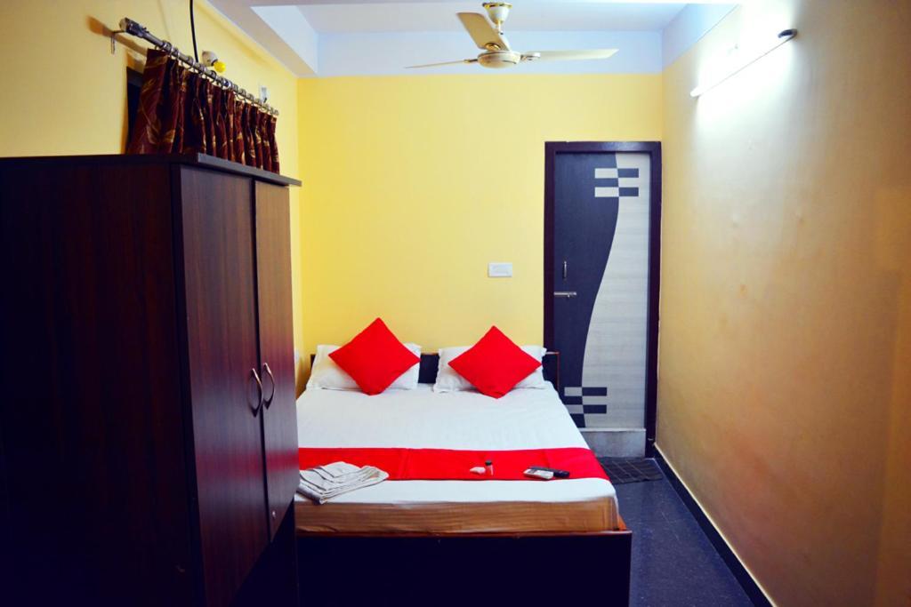 Skyline Lodge Siliguri Εξωτερικό φωτογραφία